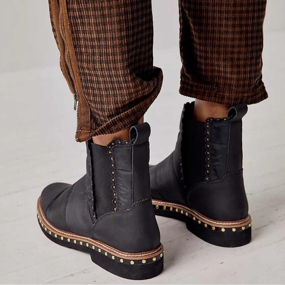 Free People ATLAS Chelsea Boot